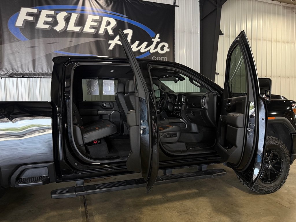 Used 2020 GMC Sierra 2500 AT4 w/ AT4 Premium Package AWD/4WD image 11