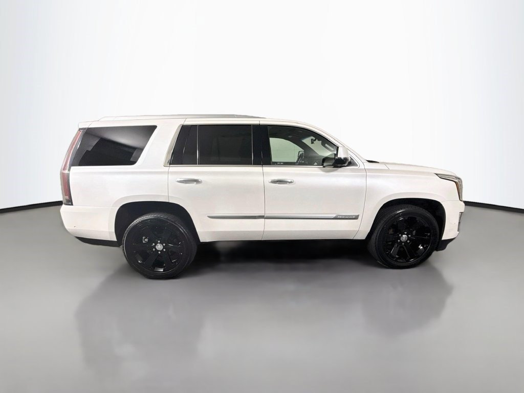 Used 2019 Cadillac Escalade Platinum AWD/4WD image 11