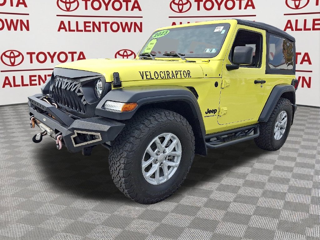Used 2023 Jeep Wrangler Sport AWD/4WD image 3