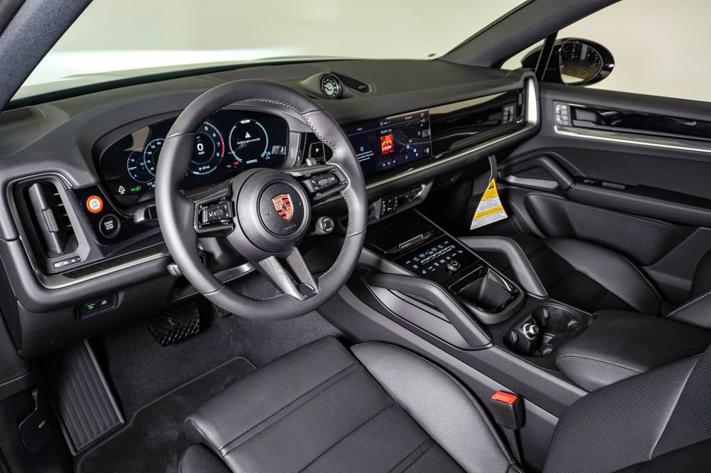 New 2026 Porsche Cayenne Coupe AWD/4WD image 4