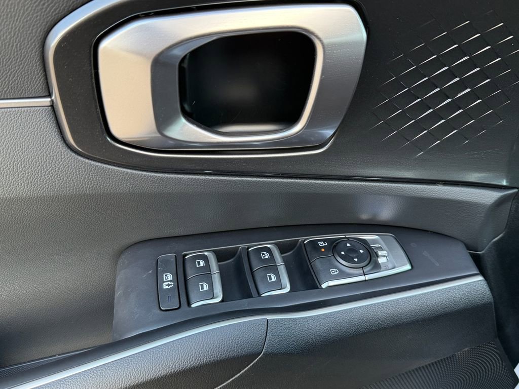 New 2025 Kia Sorento S w/ Panoramic Sunroof Package image 11
