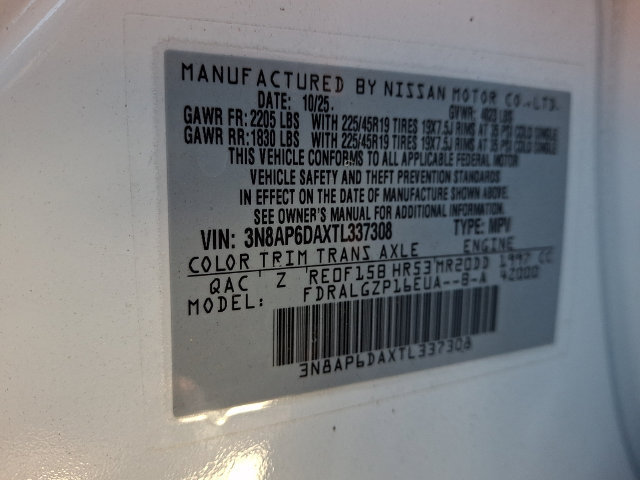 Certified 2026 Nissan Kicks SR w/ Cold Weather Package FWD image 28