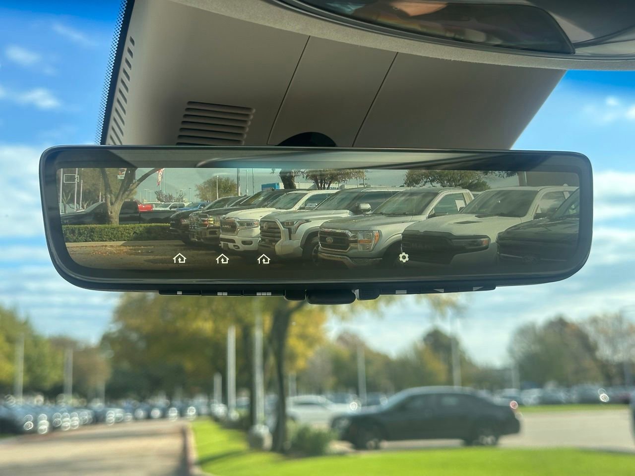 Used 2025 Genesis GV80 3.5T Prestige image 5