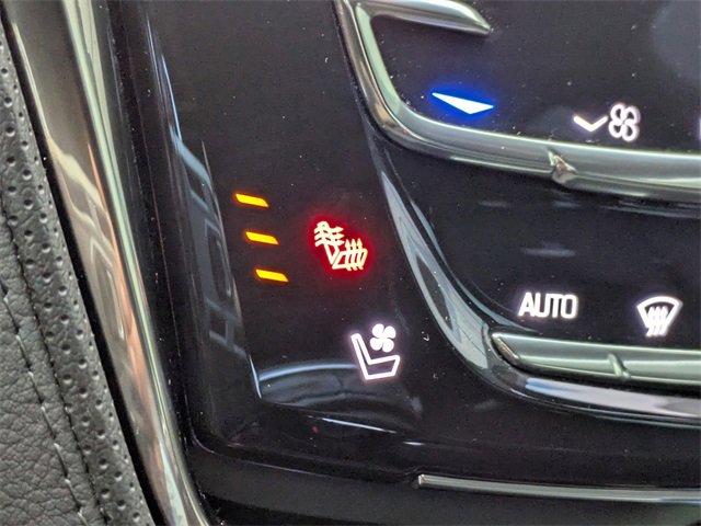 Used 2019 Cadillac CTS V w/ Luxury Package image 27