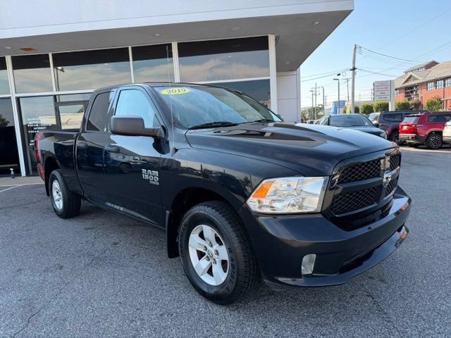 Used 2019 RAM 1500 Express AWD/4WD image 4