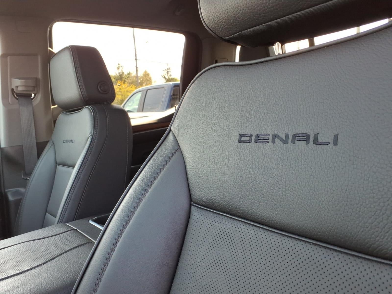 Used 2024 GMC Sierra 1500 Denali AWD/4WD image 21