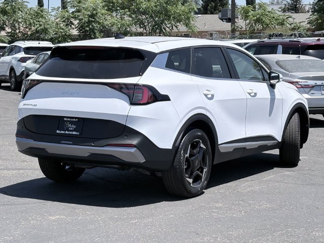 New 2026 Kia Sportage EX FWD image 4