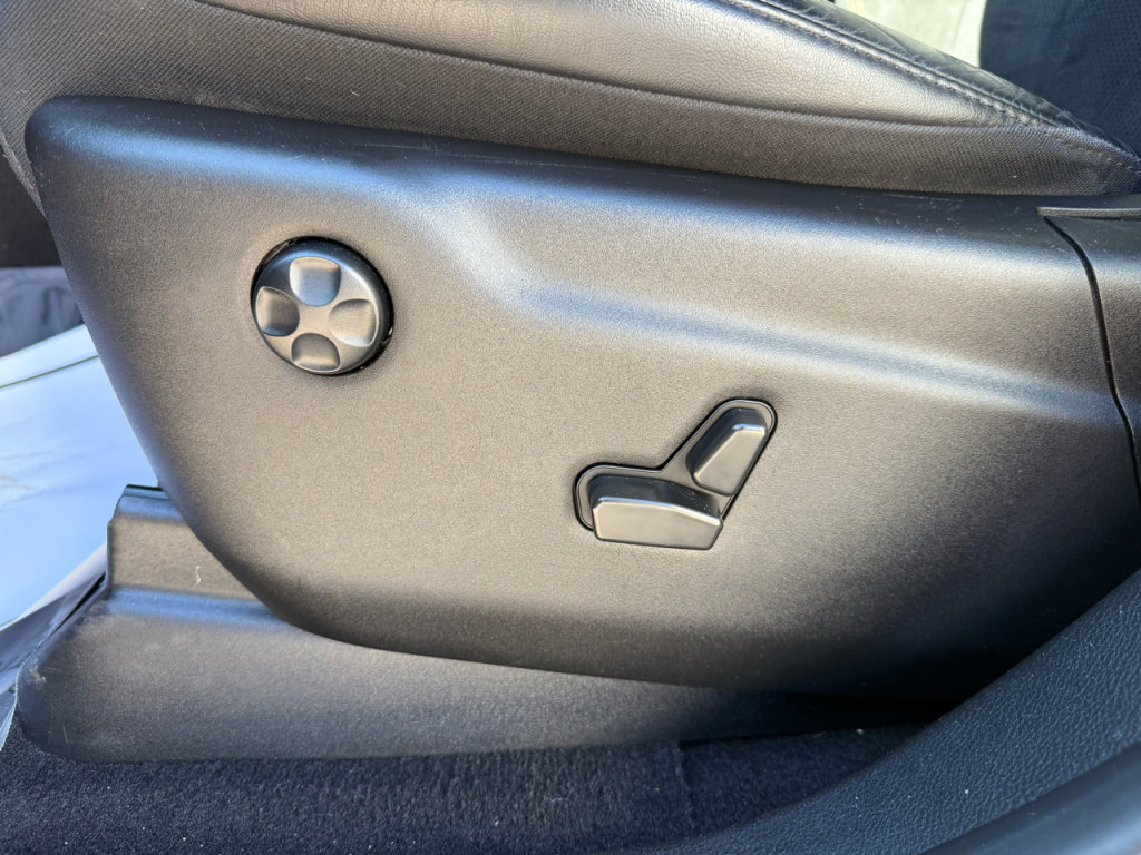 Used 2022 Dodge Durango R/T w/ Quick Order Package 22F image 13