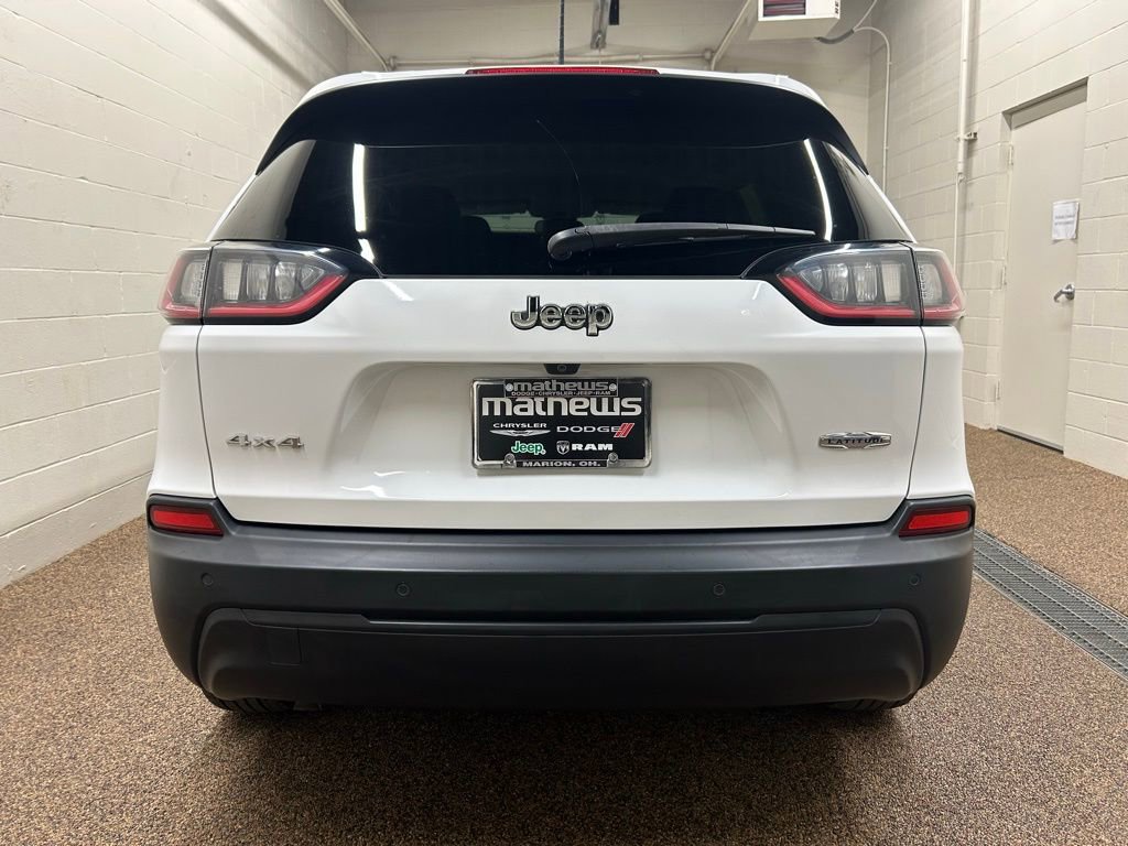 Used 2019 Jeep Cherokee Latitude Plus w/ Cold Weather Group image 3