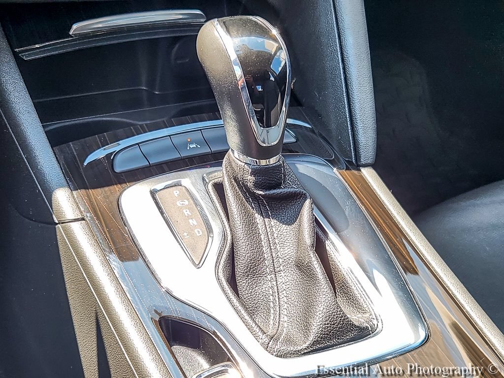 Used 2020 Buick Regal Essence FWD image 15