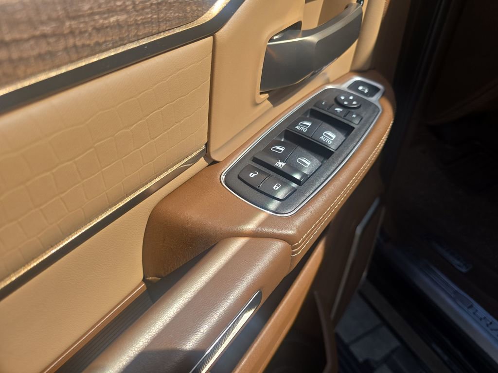 Used 2022 RAM 3500 Limited image 11