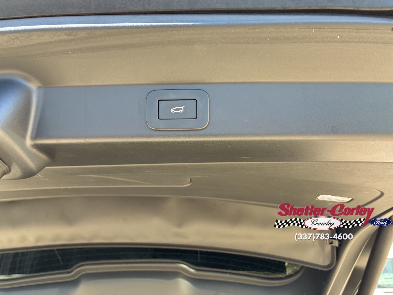 Used 2023 Land Rover Range Rover Sport SE image 16