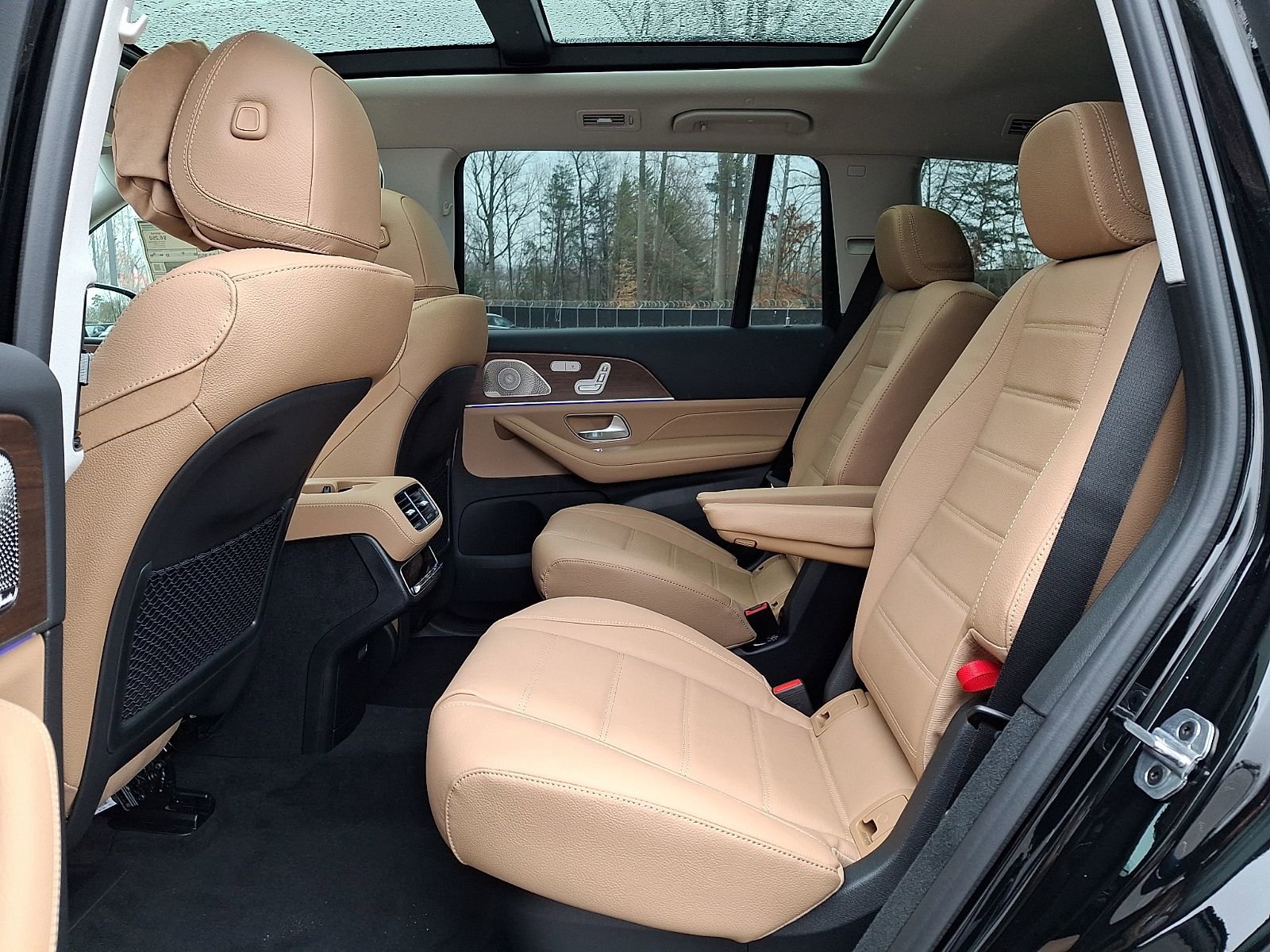 New 2026 Mercedes-Benz GLS 450 4MATIC image 6