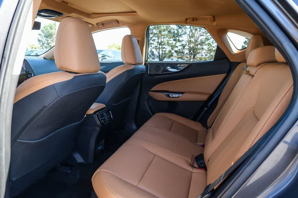 Used 2024 Lexus NX 350h AWD image 18