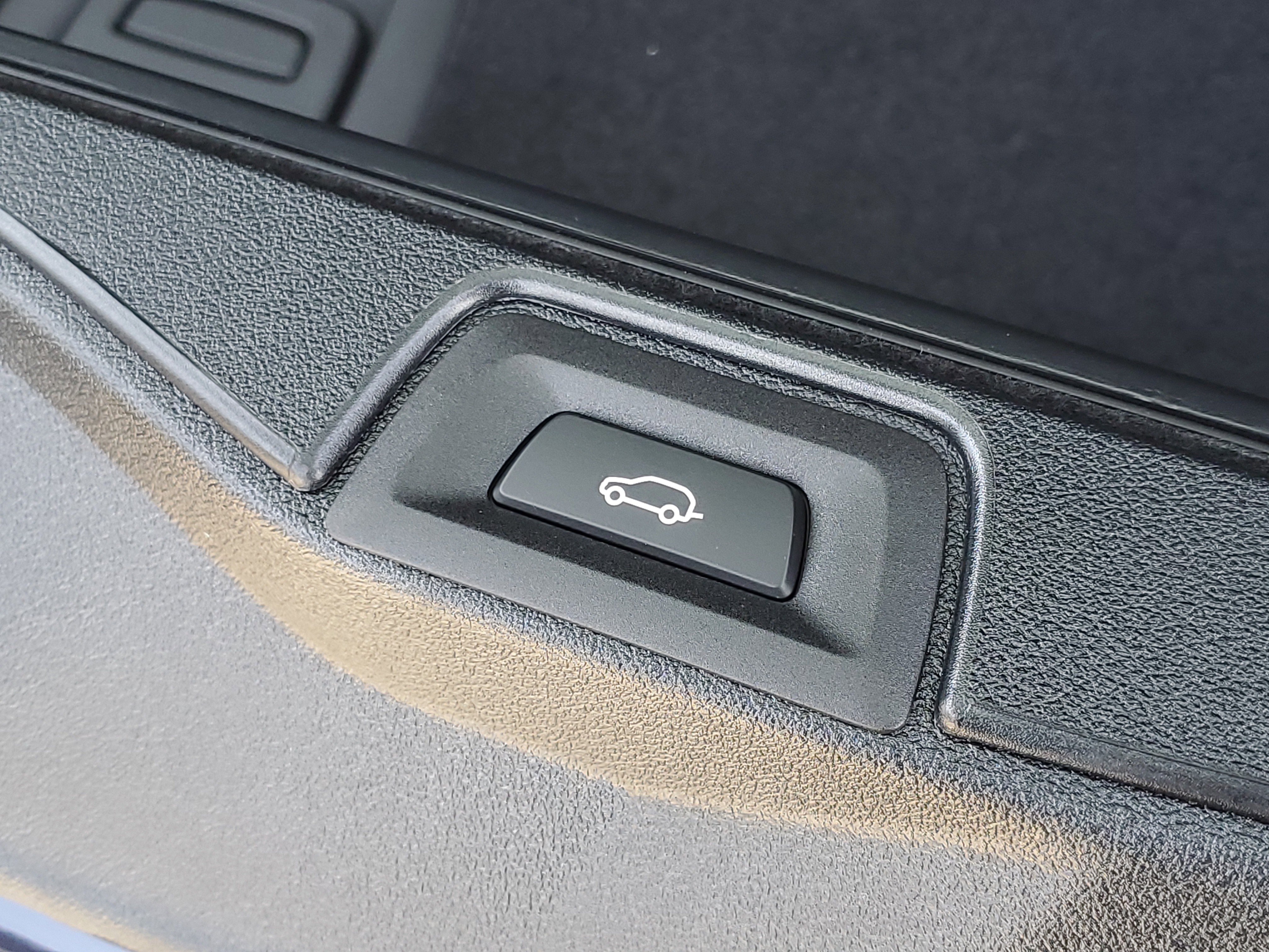 New 2026 BMW X5 xDrive40i w/ M Sport Package image 27