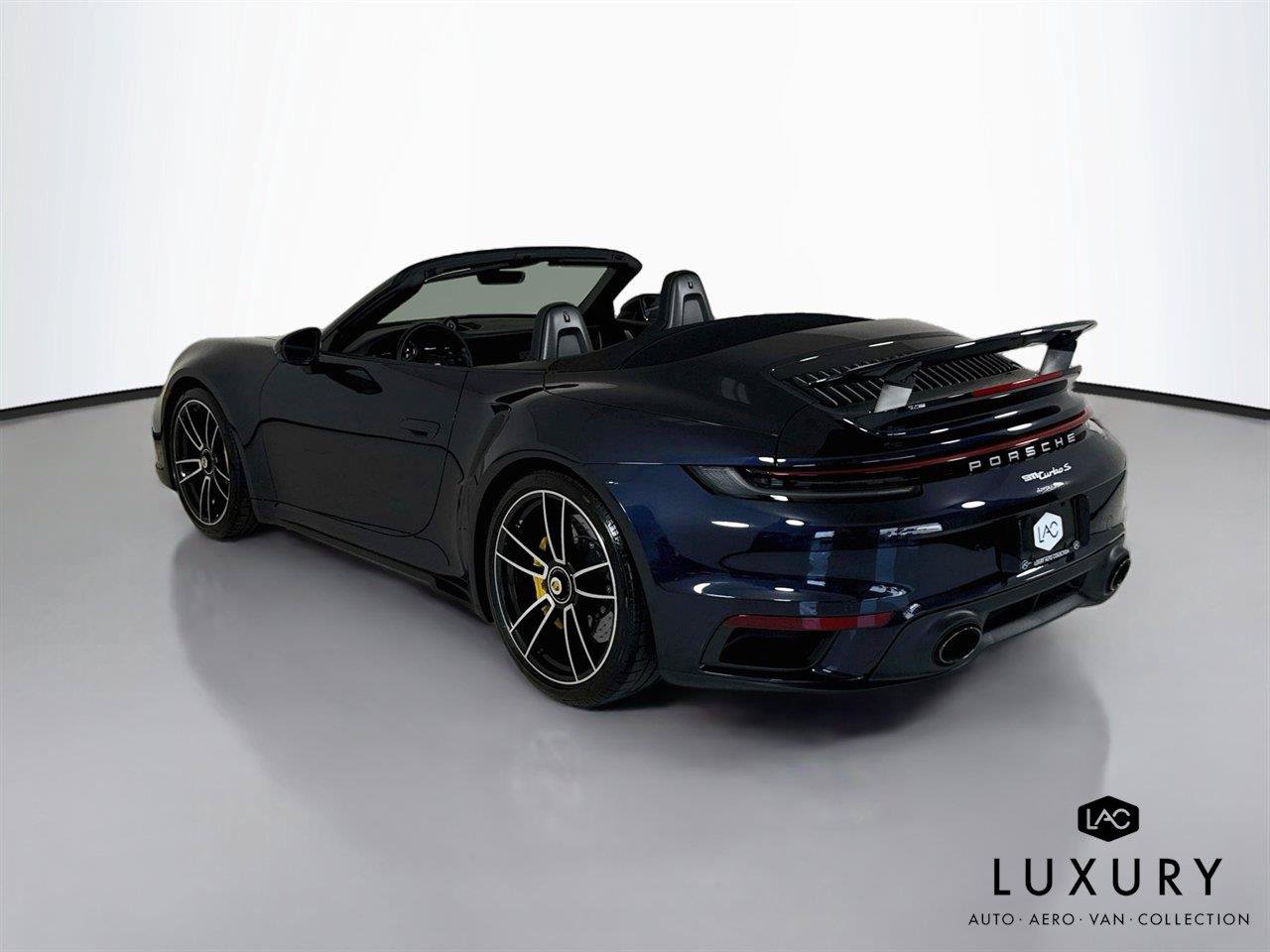 Used 2021 Porsche 911 Turbo S AWD/4WD image 7
