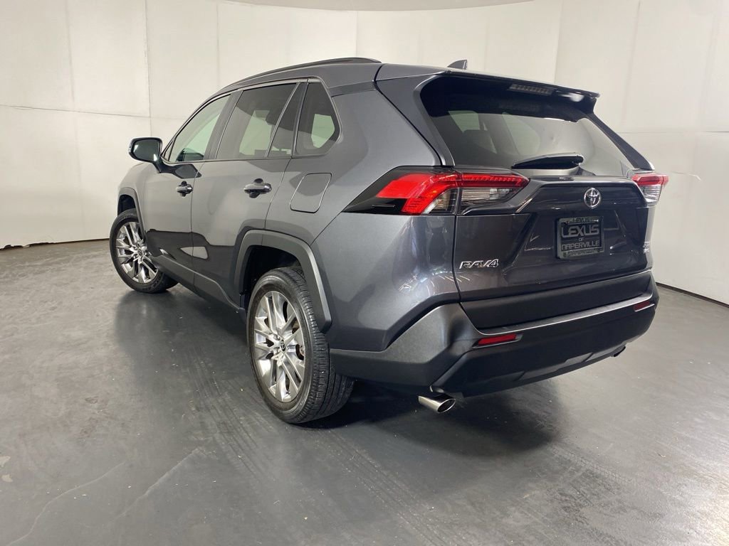 Used 2021 Toyota RAV4 XLE Premium AWD/4WD image 10