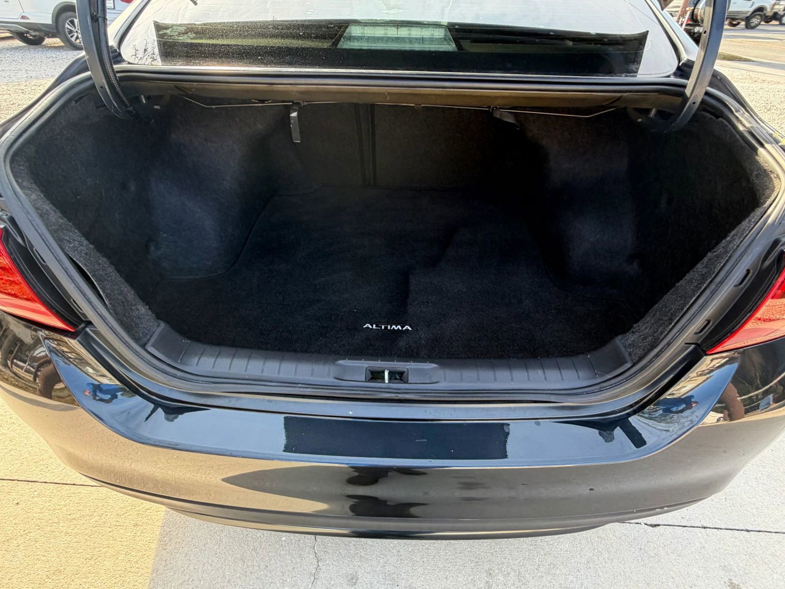 Used 2018 Nissan Altima 2.5 S w/ S Convenience Package image 10