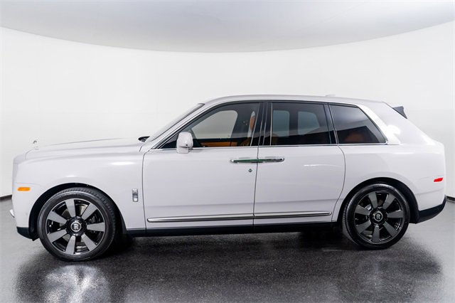 Used 2023 Rolls-Royce Cullinan image 16