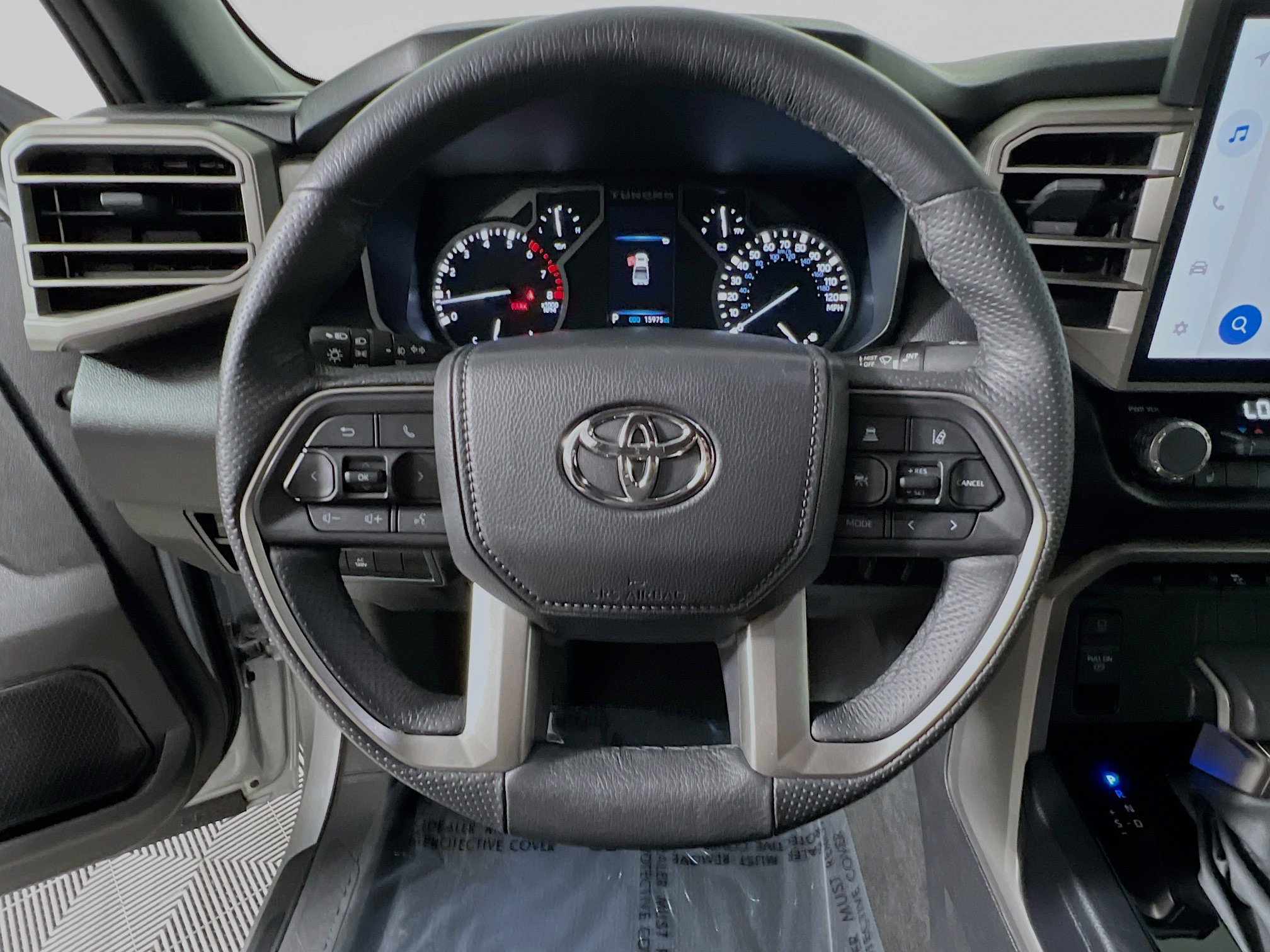 Used 2025 Toyota Tundra SR5 w/ SR5 Premium Package AWD/4WD image 17