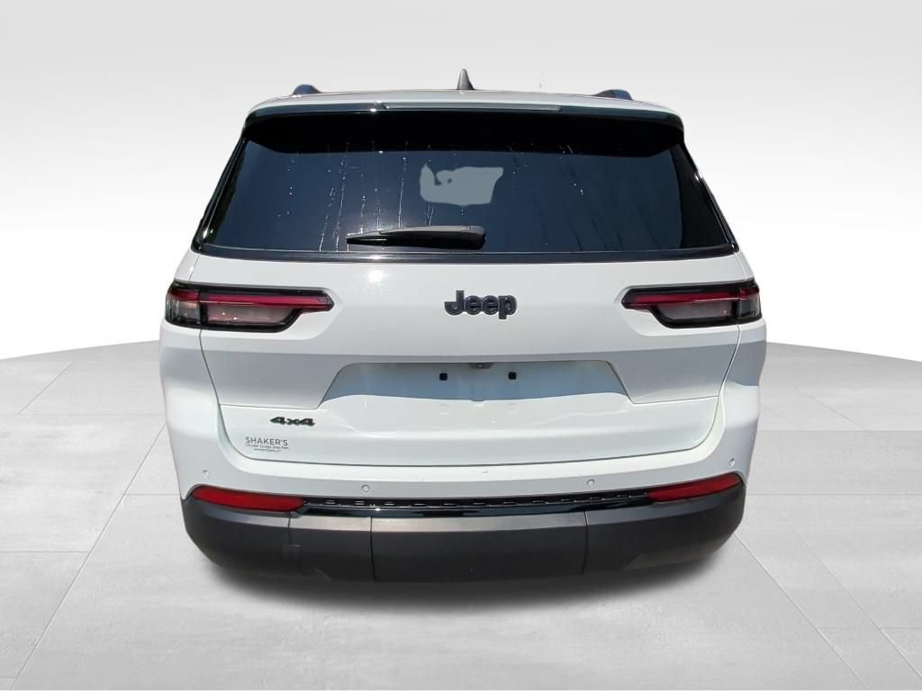 Used 2023 Jeep Grand Cherokee L Laredo AWD/4WD image 4