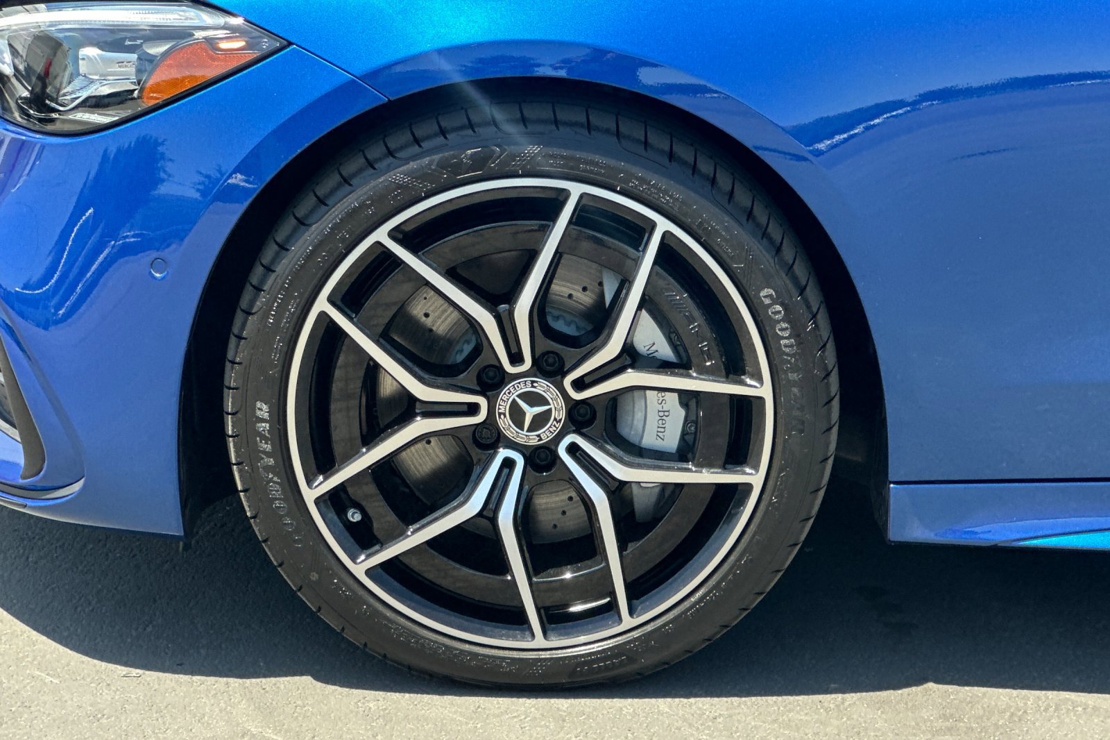 New 2025 Mercedes-Benz C 300 Sedan image 25