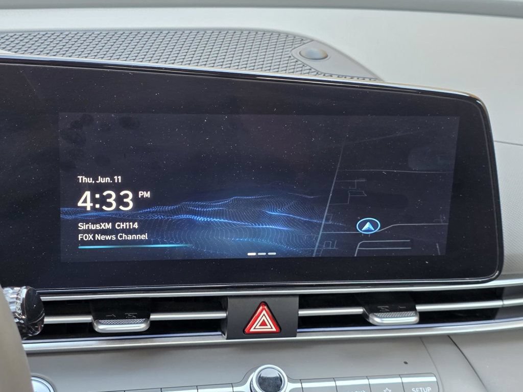 Used 2025 Hyundai Elantra SEL FWD image 17