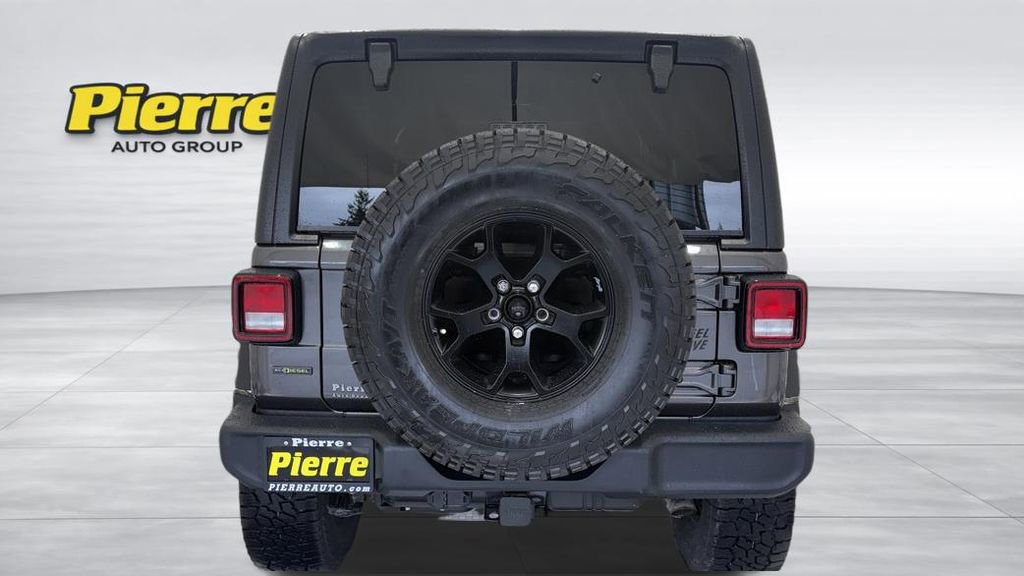 Used 2022 Jeep Wrangler Unlimited Sport AWD/4WD image 3