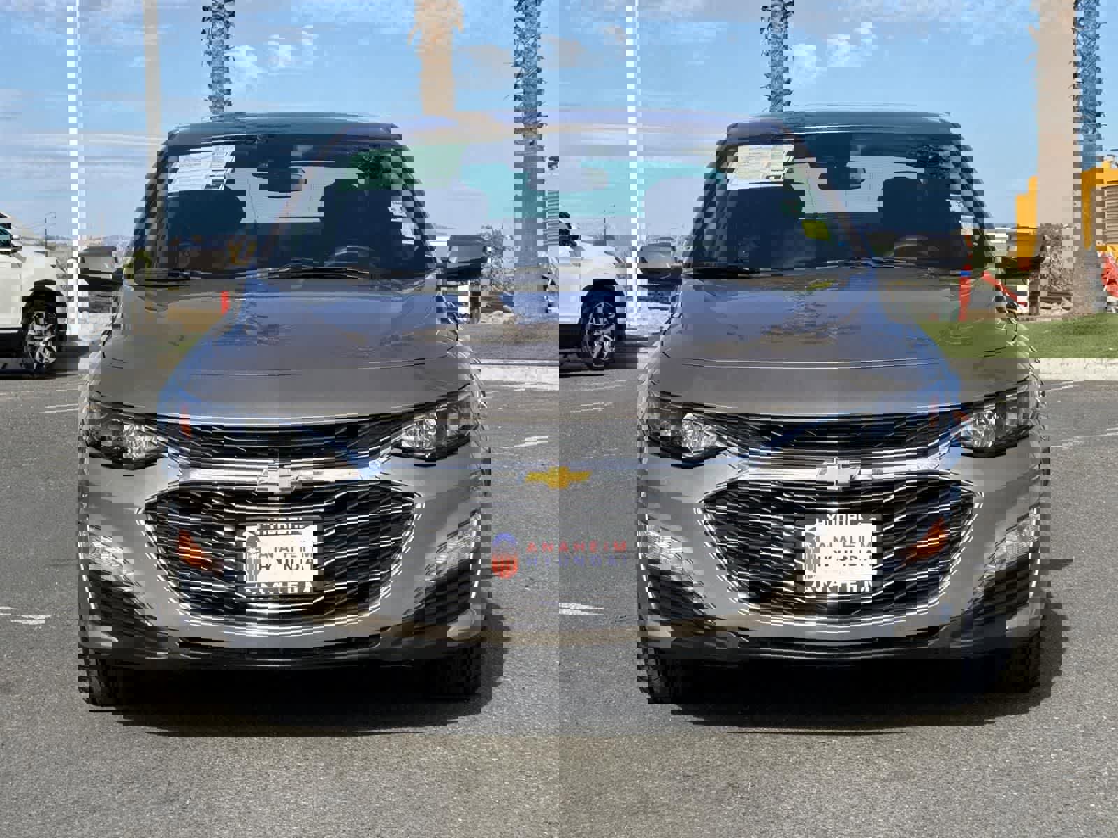 Used 2023 Chevrolet Malibu LT image 2