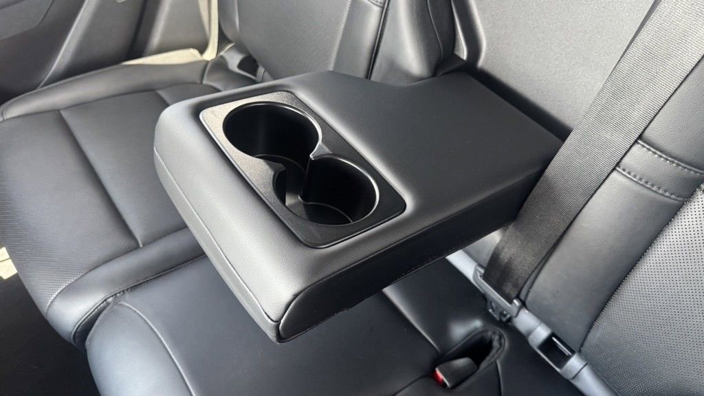 Used 2022 Lincoln Corsair FWD w/ Equipment Group 101A image 23