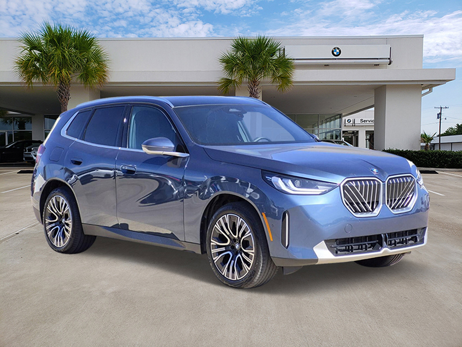 Certified 2025 BMW X3 xDrive30 w/ Convenience Package AWD/4WD image 3