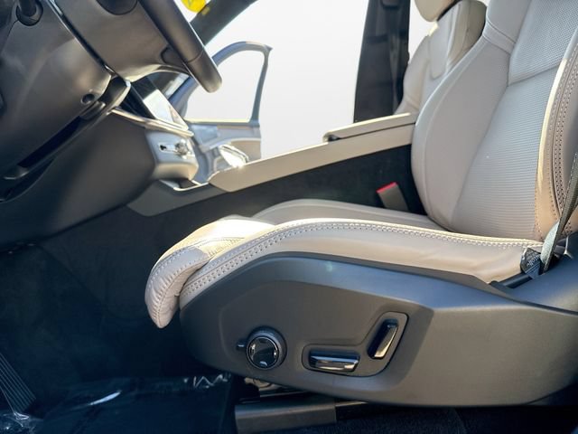 Certified 2026 Volvo XC90 B6 Ultra w/ Lounge Package AWD/4WD image 18