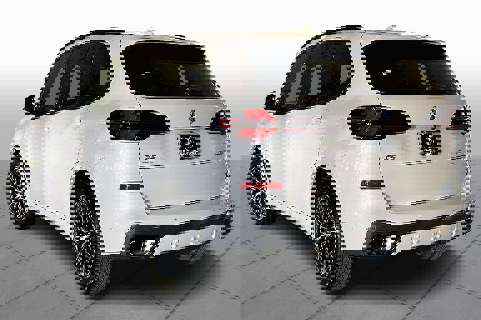 New 2026 BMW X5 xDrive50e w/ M Sport Package image 12