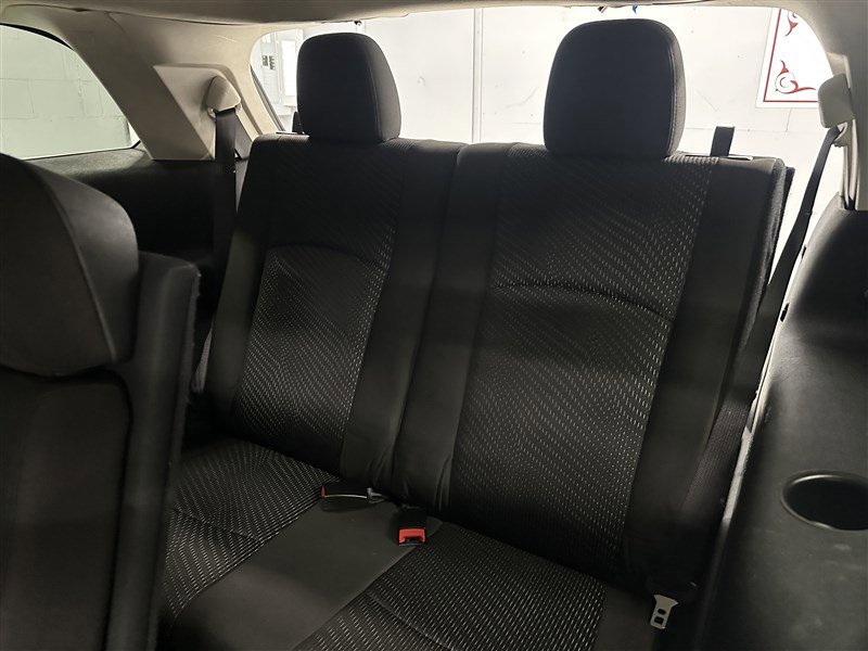 Used 2017 Dodge Journey SXT w/ Blacktop Package image 4