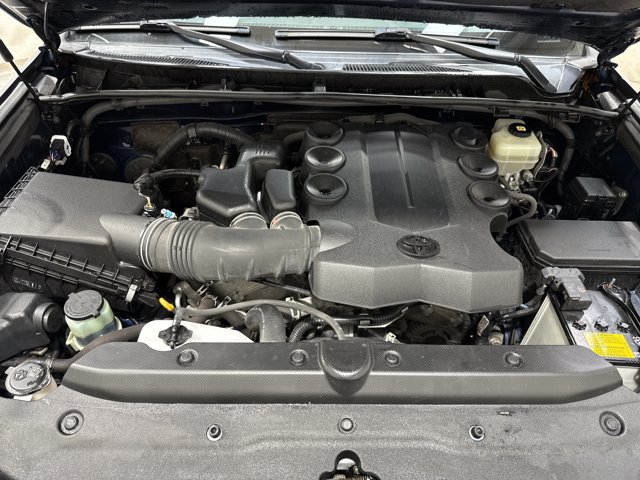 Used 2021 Toyota 4Runner SR5 AWD/4WD image 33