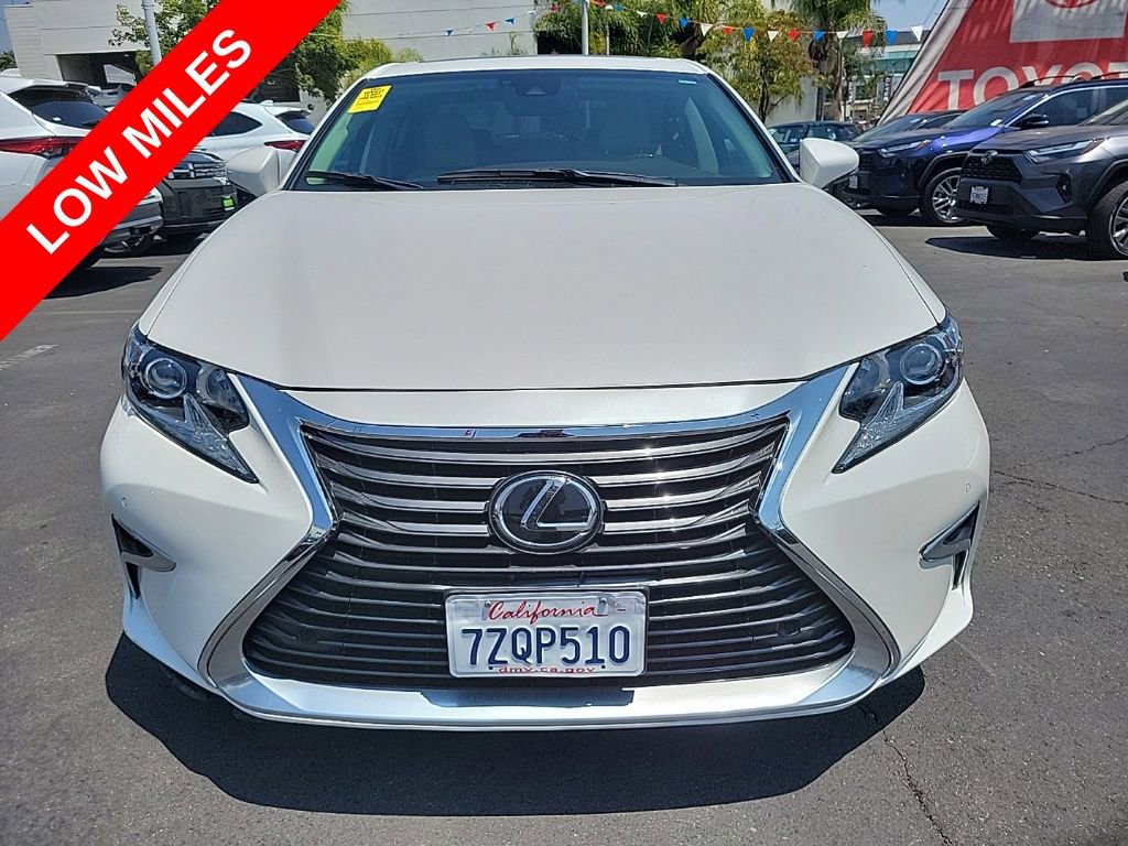 Used 2017 Lexus ES 350 w/ Premium Package FWD image 3
