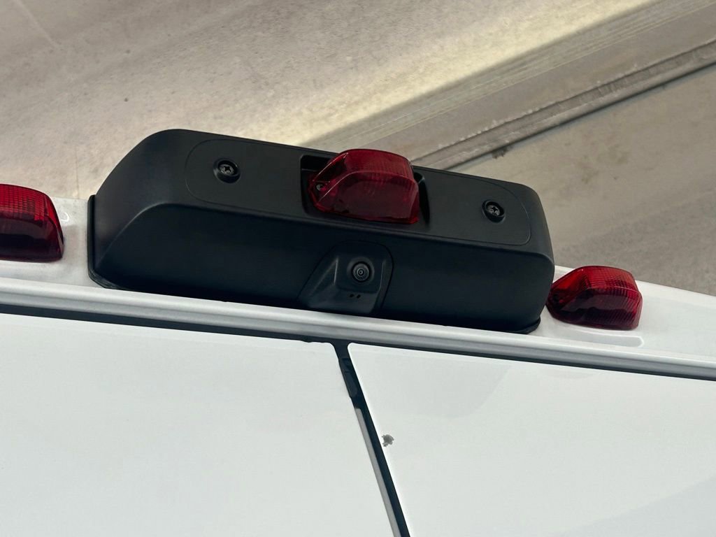 Used 2025 RAM ProMaster 2500 w/ Convenience Group image 10