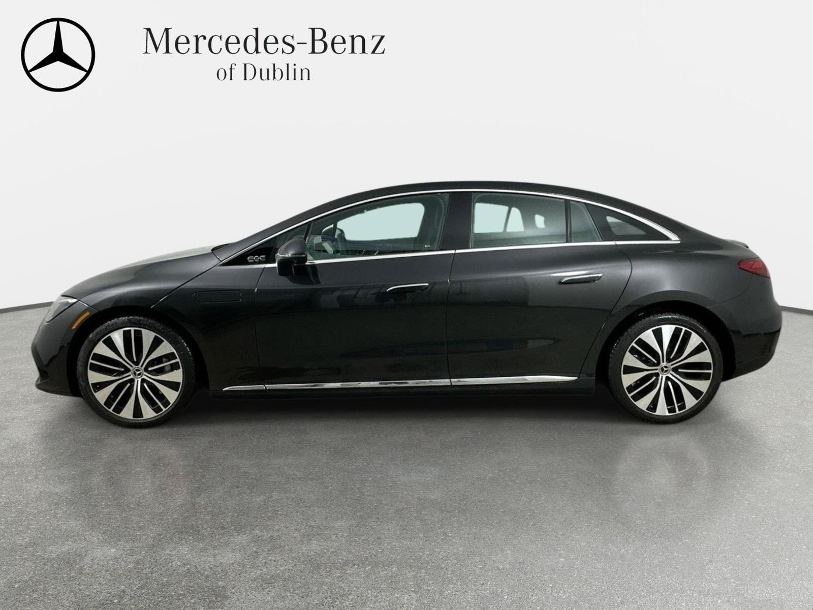 Used 2024 Mercedes-Benz EQE 350+ 4MATIC Sedan w/ Driver Assistance Package image 5