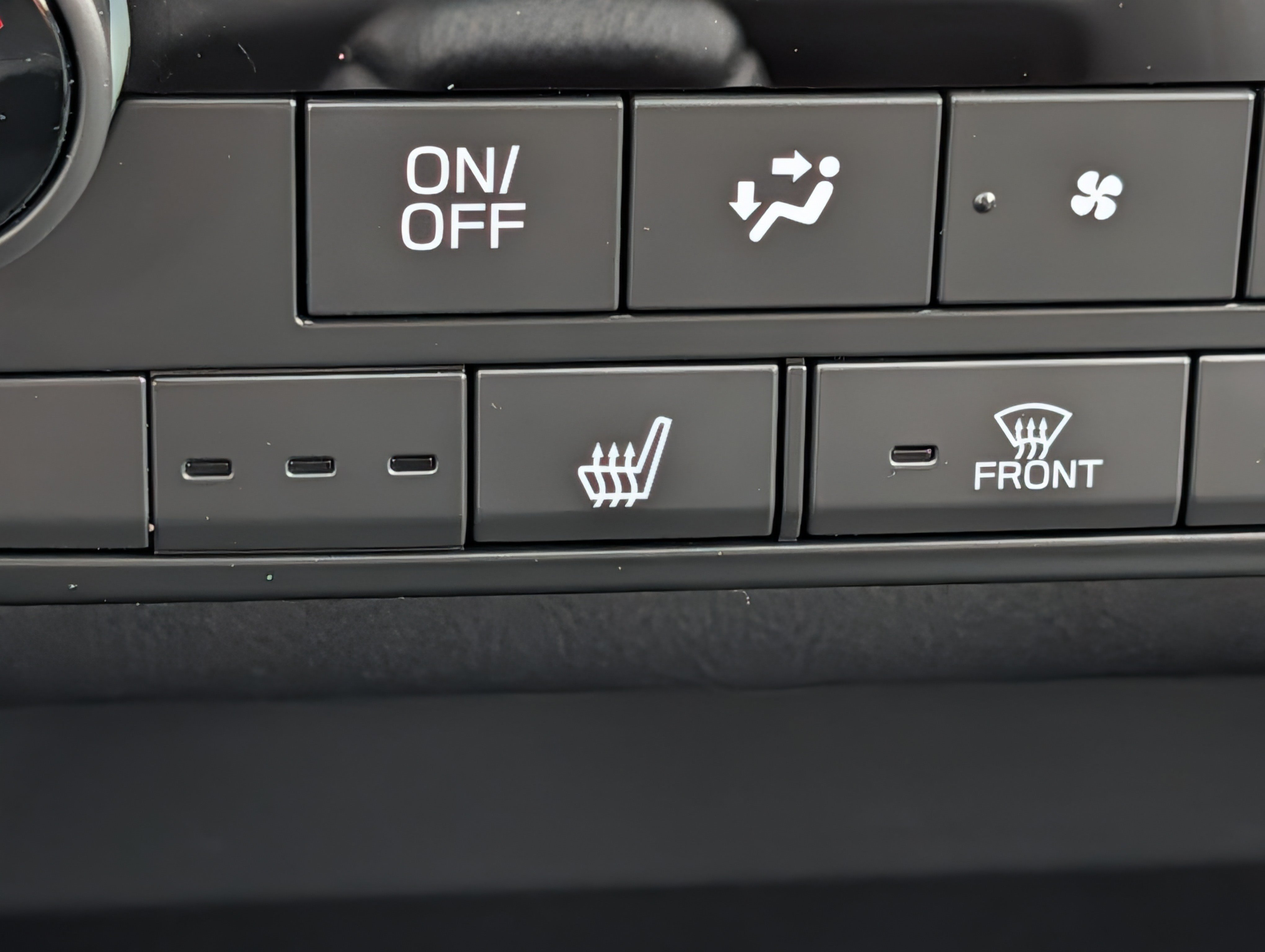 Certified 2026 Subaru Outback Limited AWD/4WD image 28