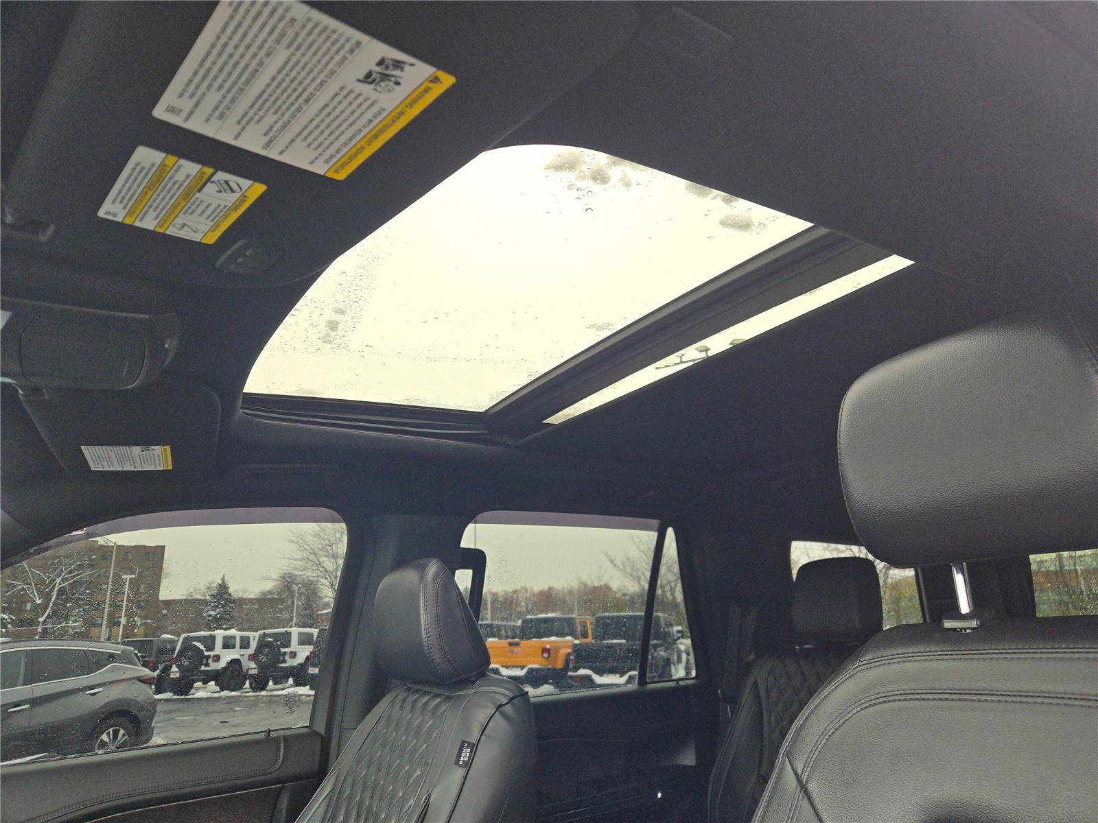 Used 2021 Ford Expedition Limited image 39