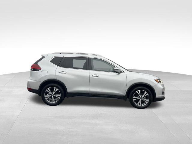 Used 2019 Nissan Rogue SV w/ Premium Package image 6