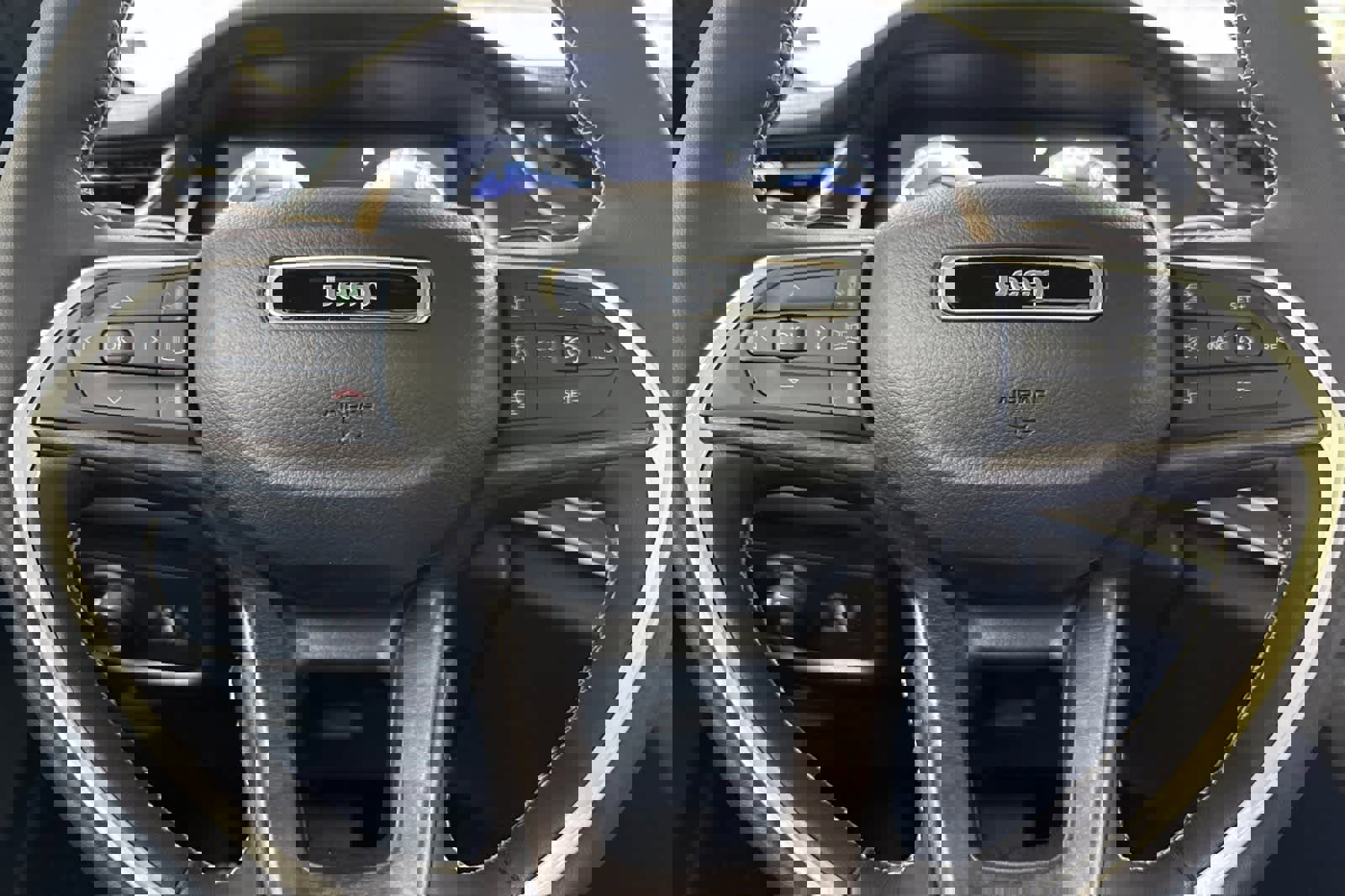 New 2025 Jeep Grand Cherokee L Limited w/ Black Appearance Package image 27