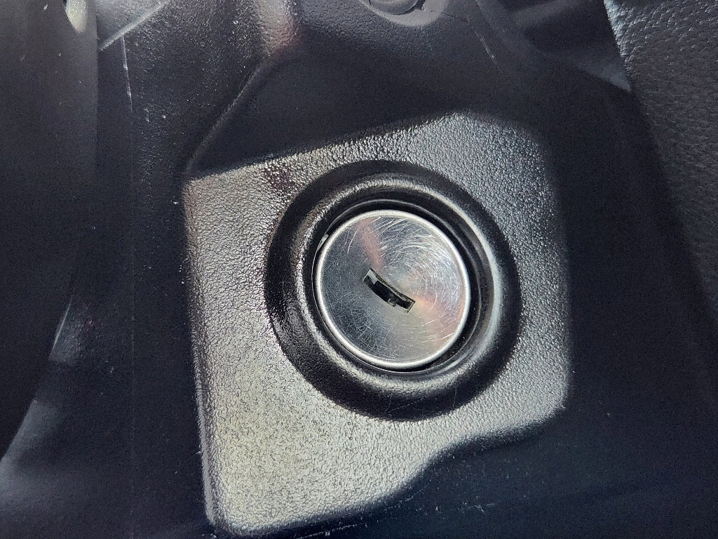 Used 2015 Jeep Wrangler Rubicon w/ Power Convenience Group image 20