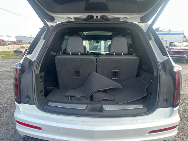 Used 2024 Cadillac XT6 Sport w/ Technology Package image 14