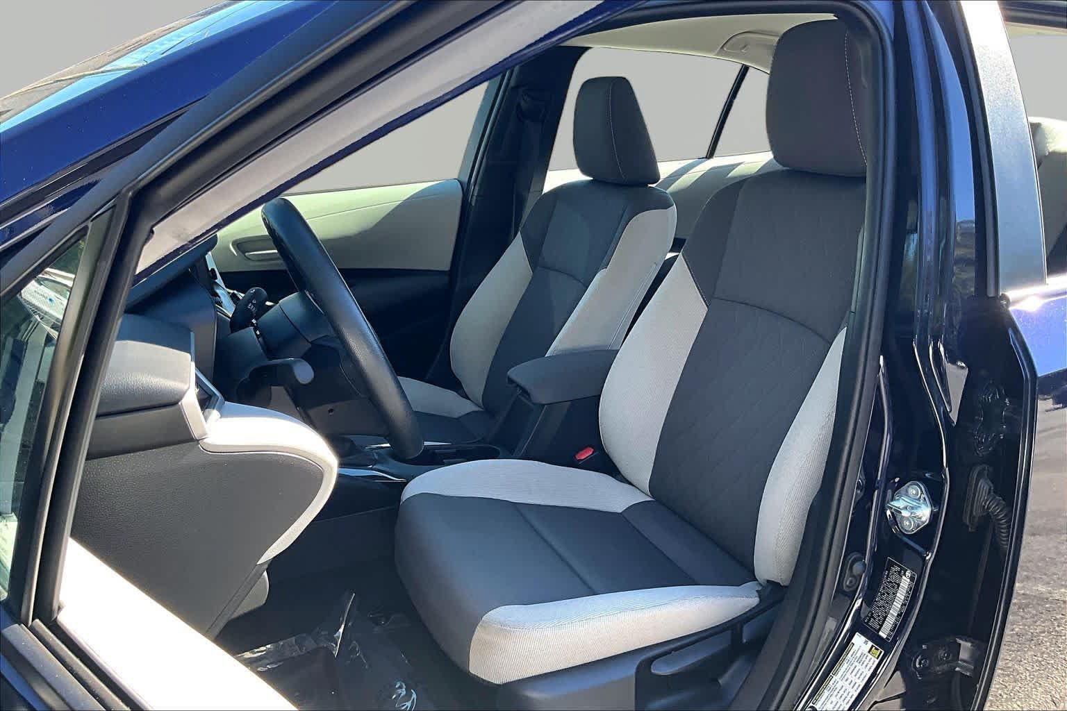 Certified 2026 Toyota Corolla LE FWD image 8