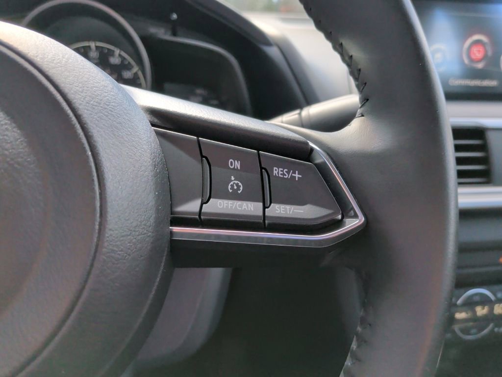 Used 2018 MAZDA MAZDA3 Touring image 15