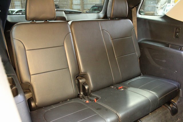 Used 2020 Chevrolet Traverse RS image 16