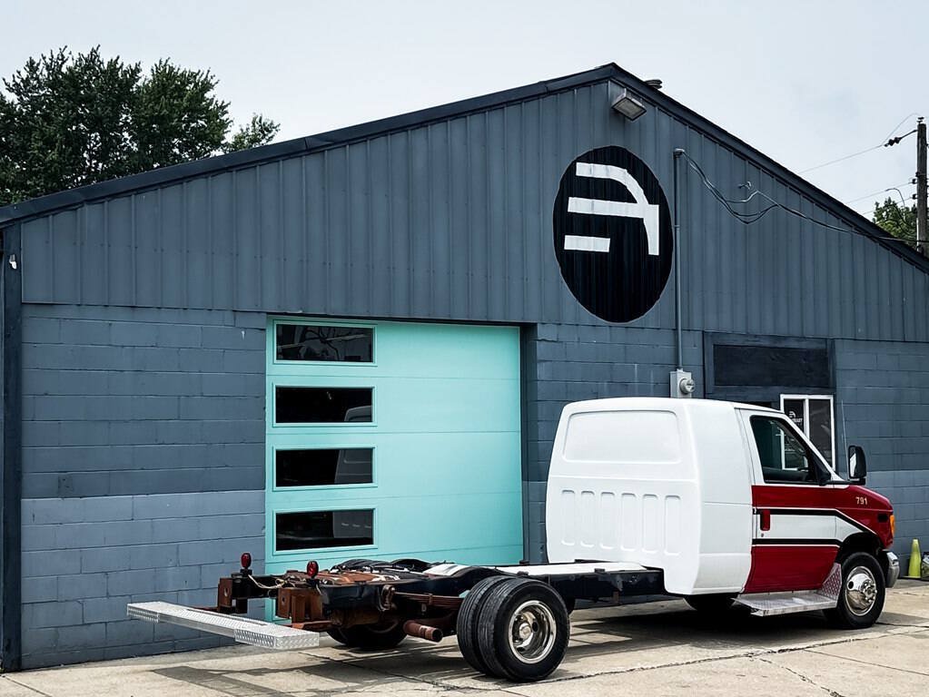 Used 2003 Ford E-450 and Econoline 450