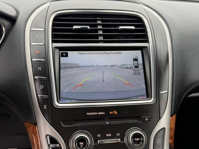 Used 2018 Lincoln MKX Reserve FWD image 16