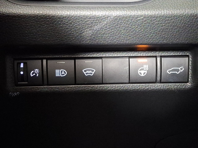 Used 2023 Toyota RAV4 XLE w/ Convenience Package AWD/4WD image 26
